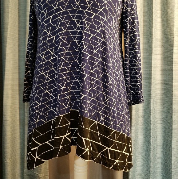 🌻🌺🌻MAX STUDIO TUNIC!! - Picture 2 of 6